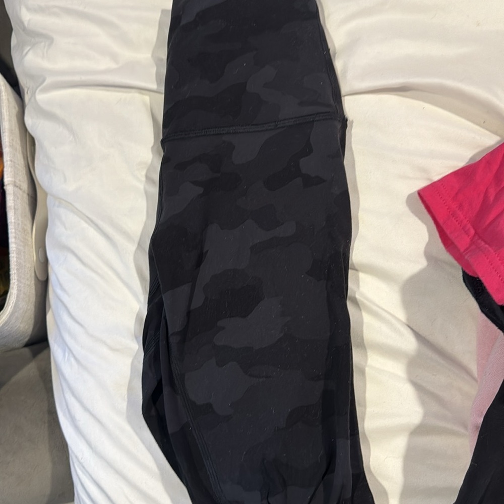 Camo Lululemon leggings